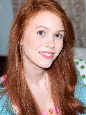 Sexy Amateur Redhead